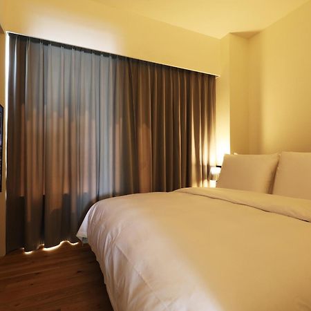 Hotel 498 Incheon Bagian luar foto