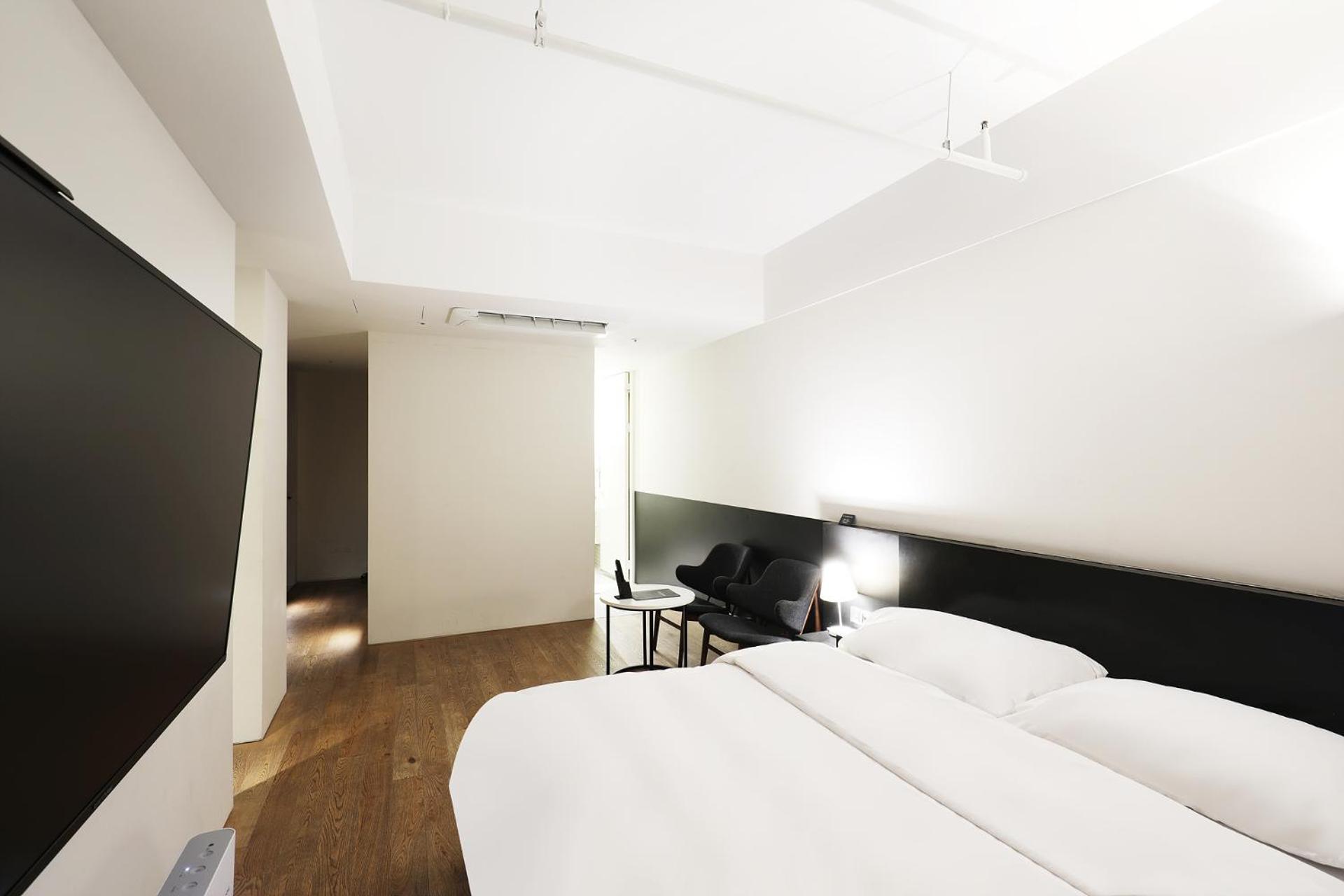 Hotel 498 Incheon Bagian luar foto