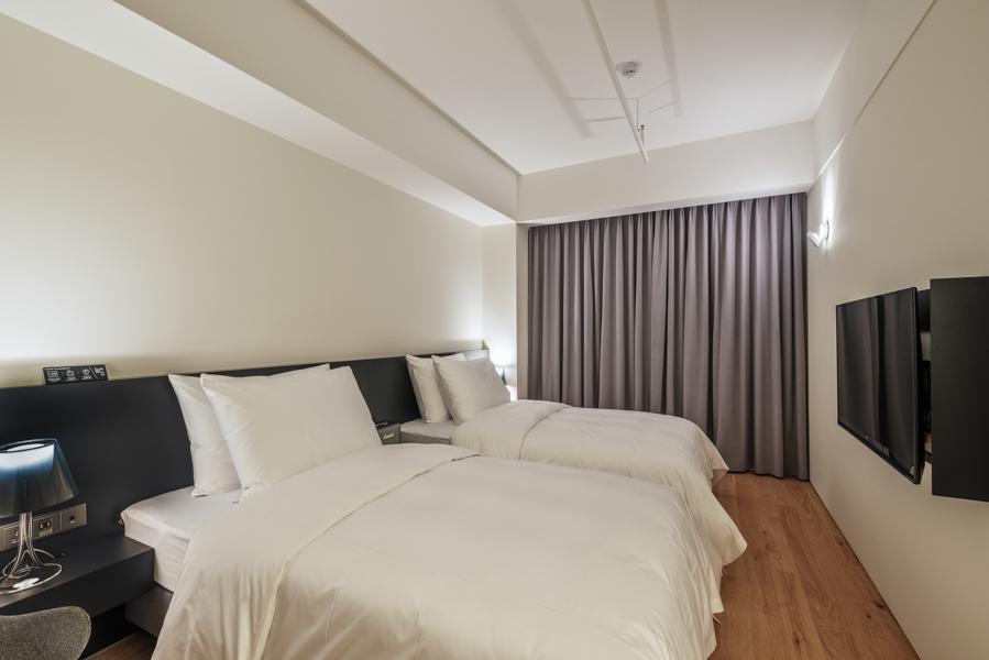 Hotel 498 Incheon Bagian luar foto